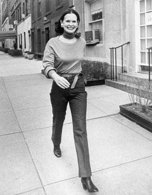 בסוף שנות ה-70 יצרה קו מכנסי ג'ינס לנשים (צילום: AP)