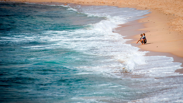 מרוקו חול מאפיה גונבת דיונות חוף חופים חולות (צילום: AFP)