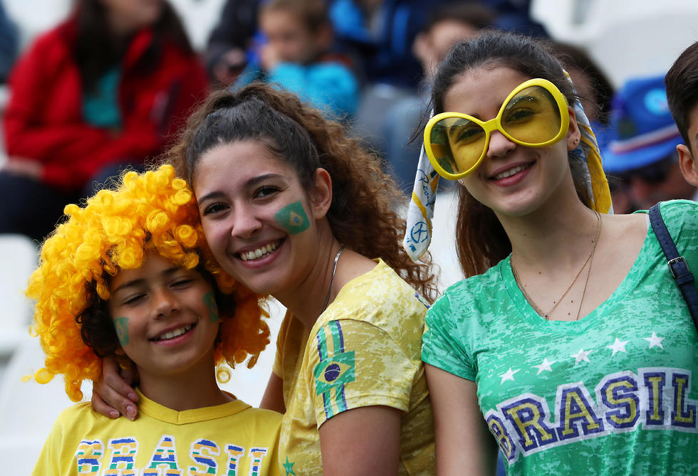 אוהדי נבחרת ברזיל (צילום: רויטרס)