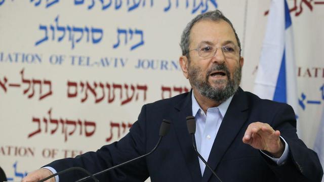 Ehud Barak at the press conference (Photo: Motti Kimchi)