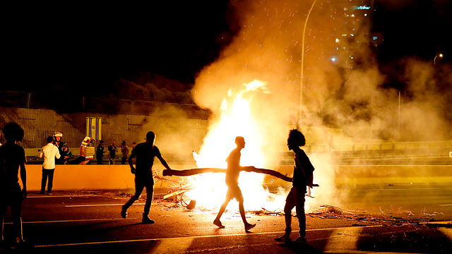 Беспорядки в Нетании.  Фото: AFP (Photo: AFP)