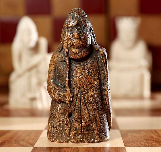 כלי השחמט, שנמכר בלונדון (צילום: AP)
