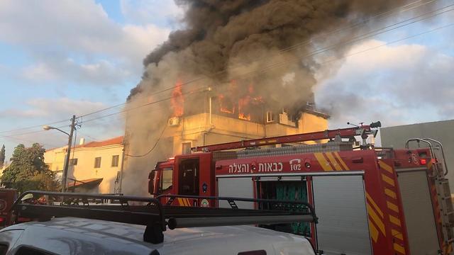Пожар в Рош ха-Аине. Фото: пресс-служба пожарной охраны
