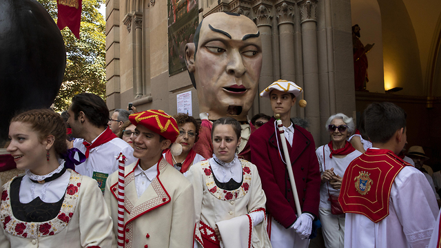 ספרד פסטיבל סן פרמין שוורים ריצה (צילום: gettyimages )