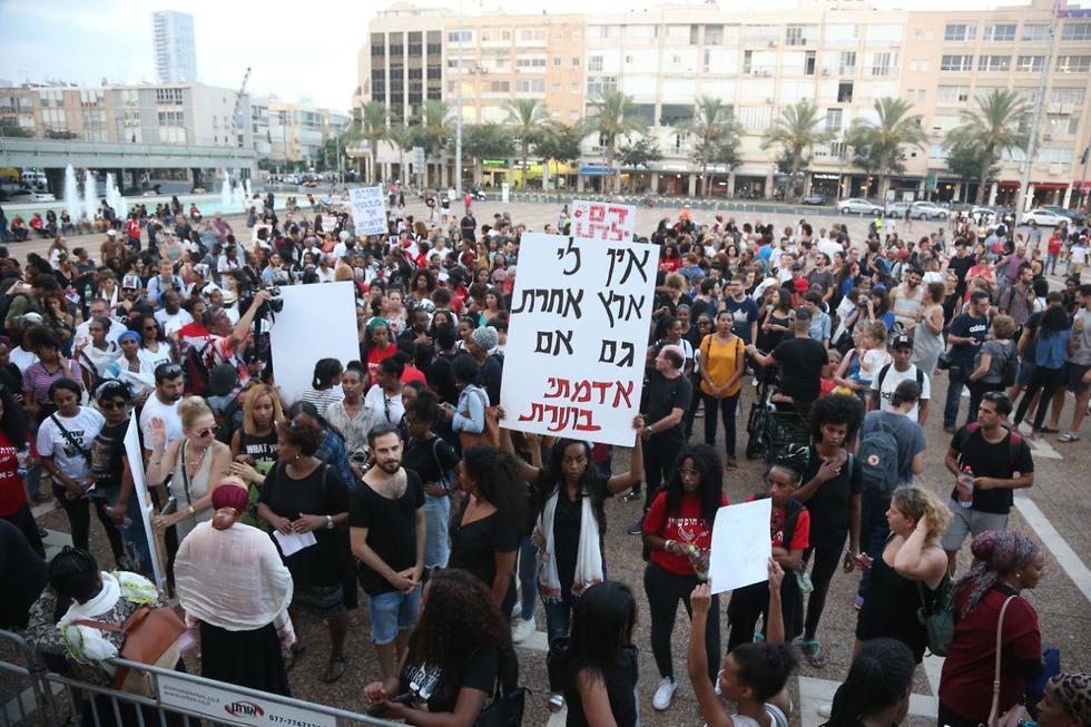 מחאת יוצאי אתיופיה בכיכר רבין בתל אביב (צילום: דנה קופל)