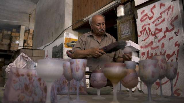  Abed Abu Sedou in his closed glass factory in Gaza City (Photo: AP)