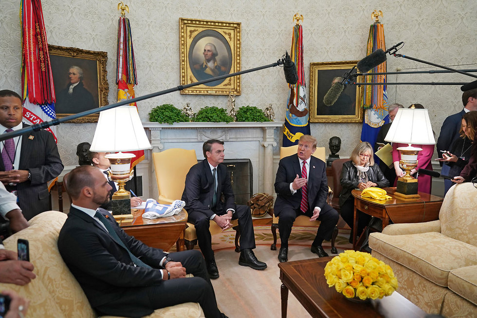 נשיא ברזיל ז'איר בולסונרו עם הבן אדוארדו ביקור בבית הלבן דונלד טראמפ ארה