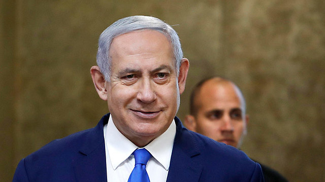 Benjamin Netanyahu at weekly cabinet meeting (Photo: EPA)