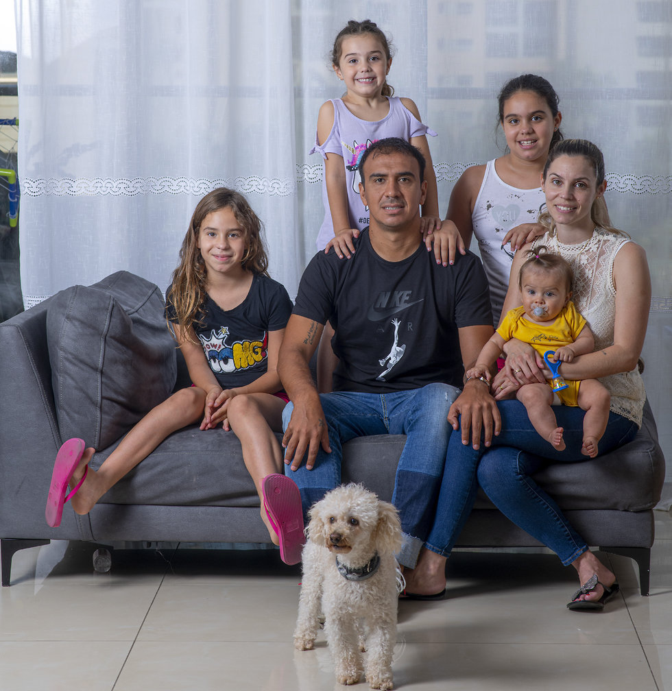 פדרו גלבאן ומשפחתו (צילום: יובל חן)