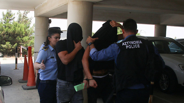 ישראלים חשודים באונס קבוצתי אונס איה נאפה קפריסין (צילום: רויטרס)