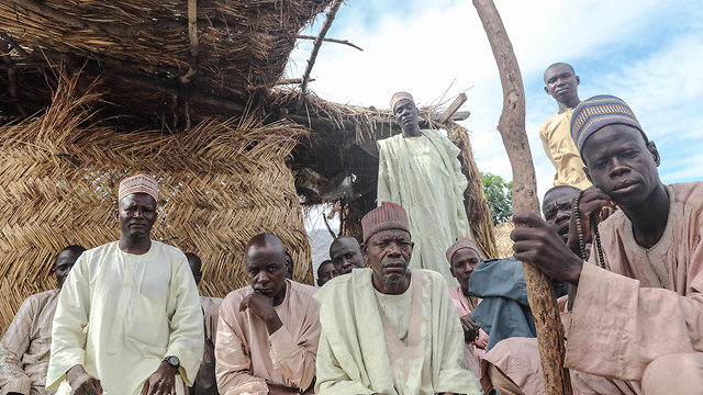 פליטים ב ניגריה בעקבות המתקפות של בוקו חראם (צילום: AFP)