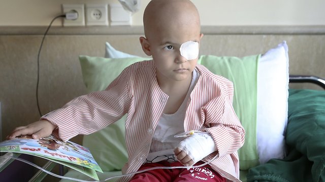 Parsa Amini, five-years-old, suffers from eye cancer (Photo: AP)