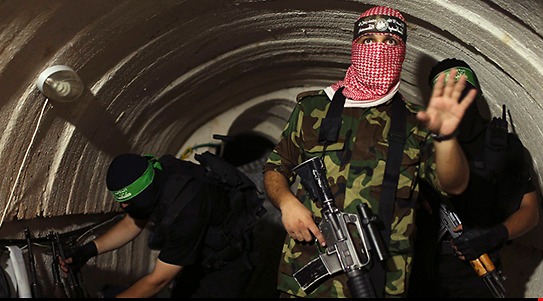Hamas militants in a Gaza terror tunnel (Photo: Reuters)