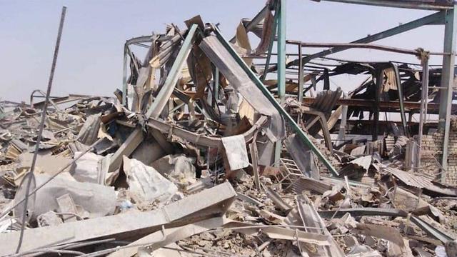 Разрушенный склад оружия в Багдаде