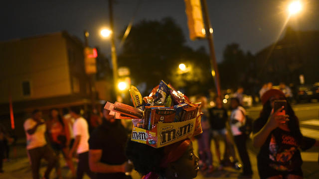 זירת ההתבצרות והירי בפילדלפיה (צילום: AFP)