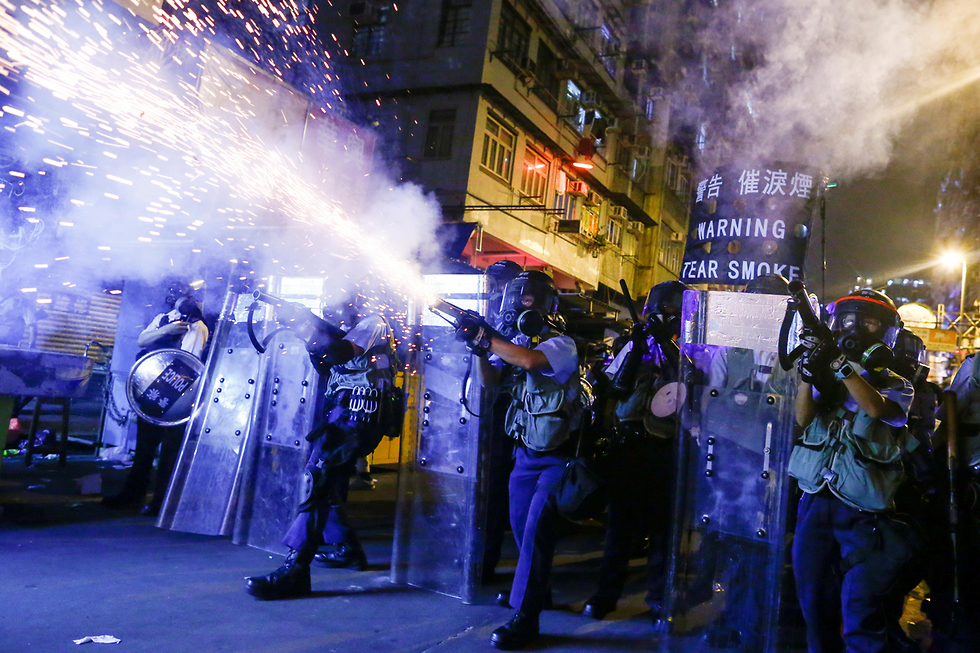 הפגנה מהומות הונג קונג סין  (צילום: רויטרס)