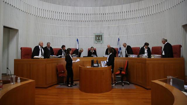 שופטי העליון בדיום ל  עתירה לפסול את עוצמה יהודית  (צילום: אלכס קולומויסקי)