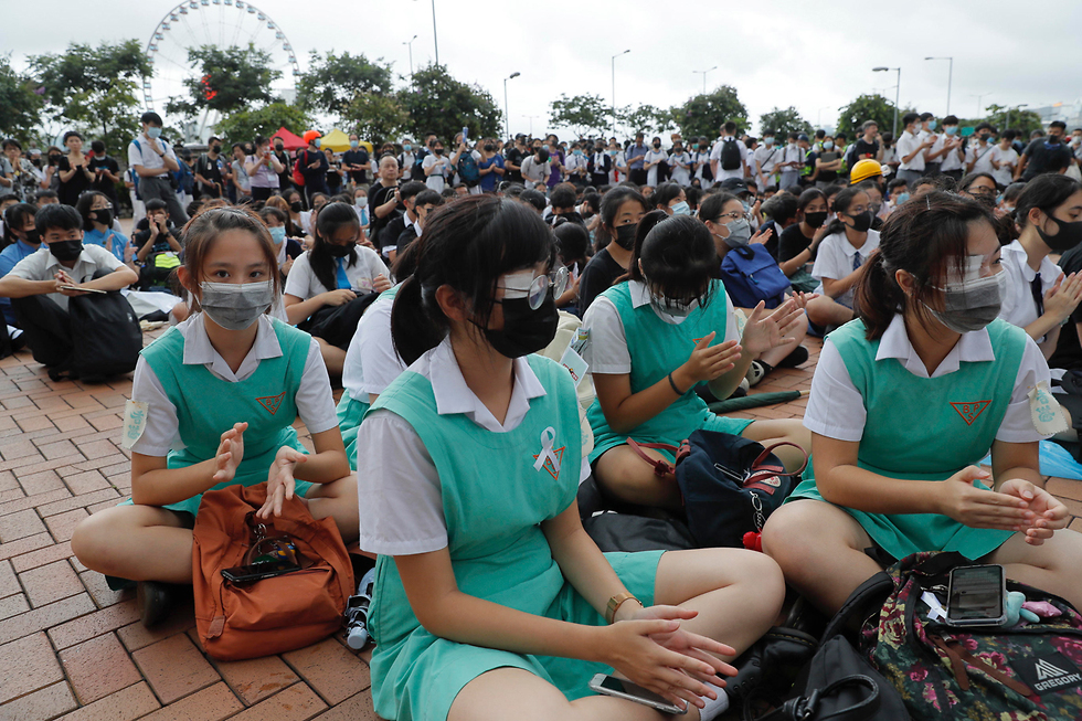 חרם אקדמי לימודים של תלמידים תלמידי תיכון ו סטודנטים ב הונג קונג (צילום: AP)