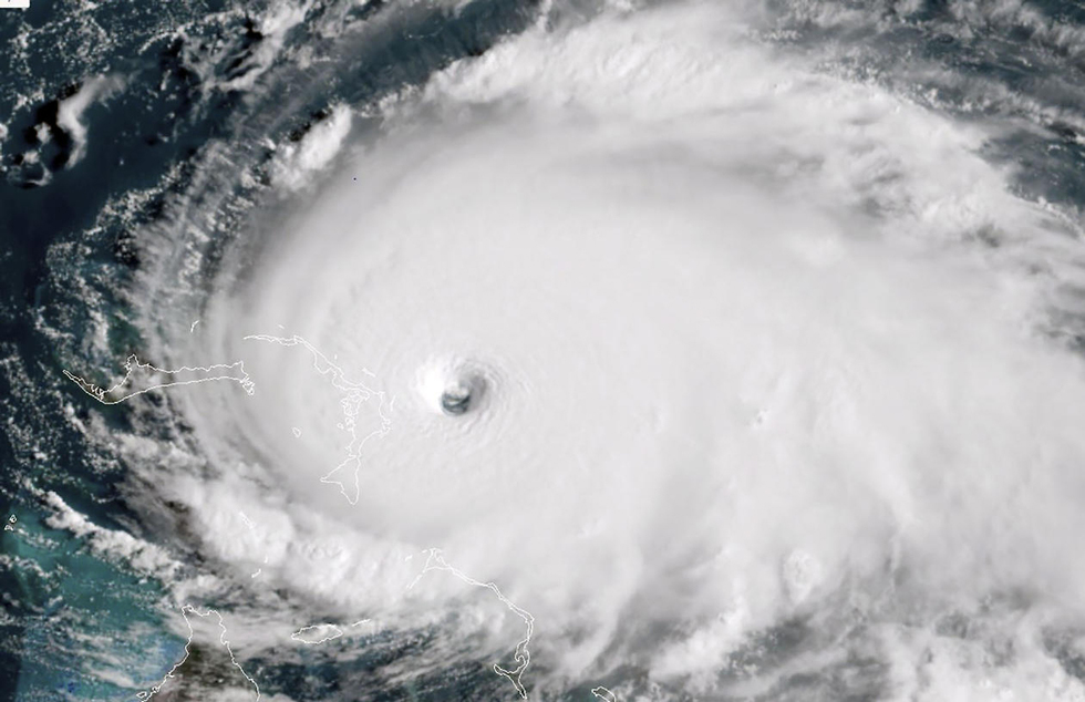 הוריקן דוריאן סופה נזק ב איי הבהאמה בהאמה (צילום: AFP)