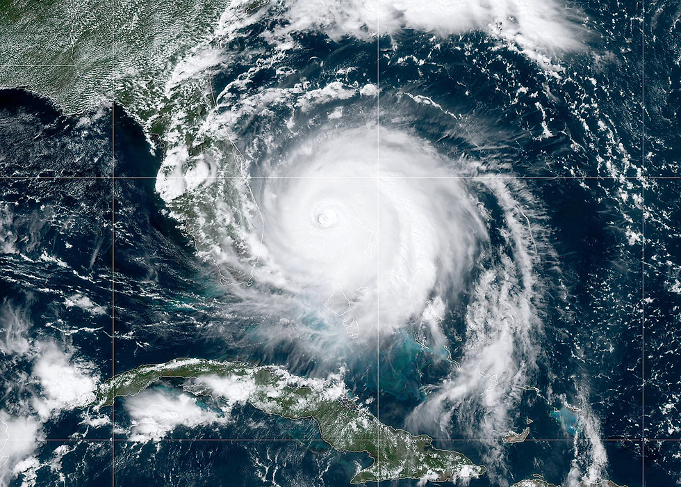 הכנות להגעה של סופה הוריקן דוריאן פלורידה ארה