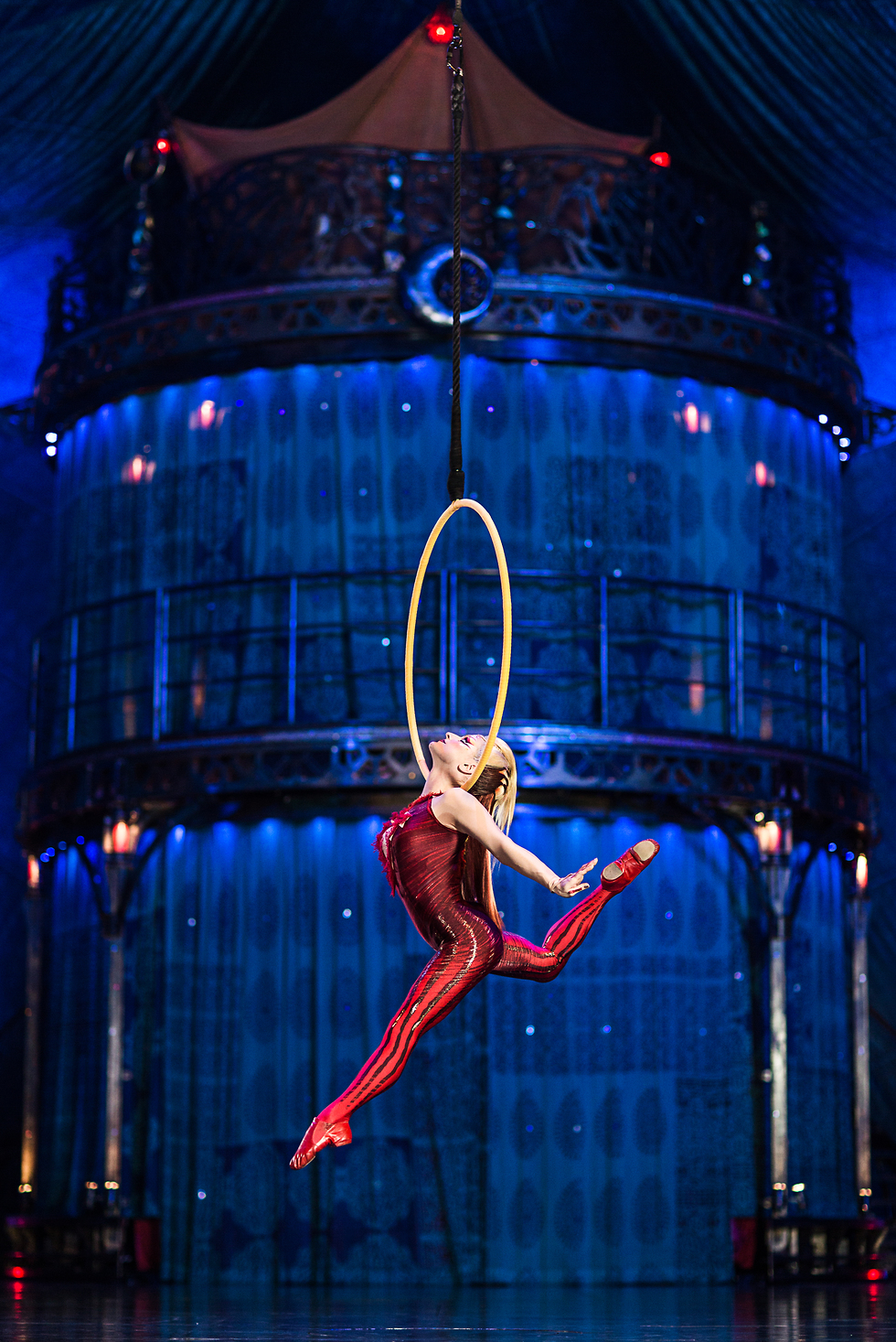 סירק דה סוליי (צילום: Brau Perez Marti Costumes: Marie-Chantale Vaillancourt  © 2016 Cirque du Soleil)