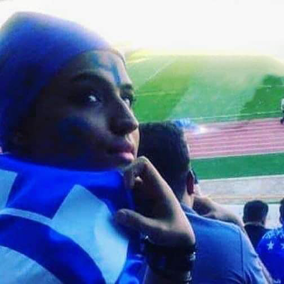 טהרן איראן מתה אוהדת ה כדורגל הנערה הכחולה  ()