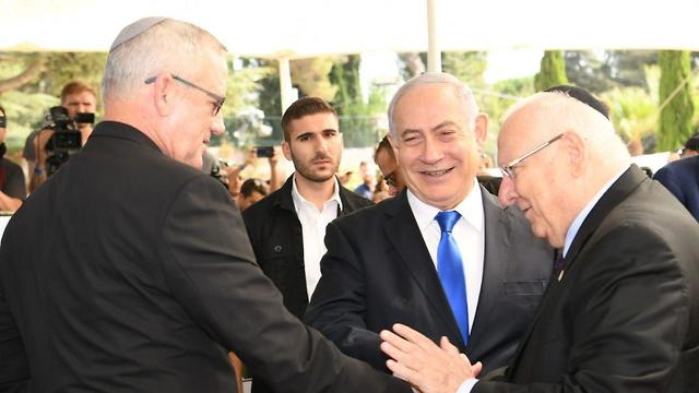 Benny Gantz, Benjamin Netanyahu and Reuven Rivlin at a memorial service for Shimon Peres in Jerusalem on Thursday on the third anniversary of his death (Photo: GPO)