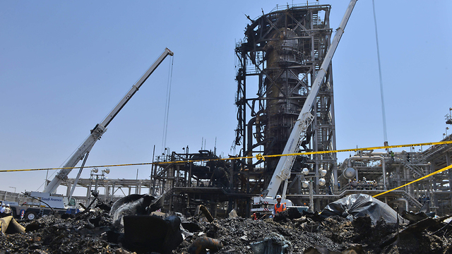 סעודיה ערב הסעודית תקיפה תקיפות מפעל (צילום: AFP)