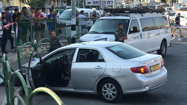 Машина, в которой был расстрелян Адиб Дирауи
