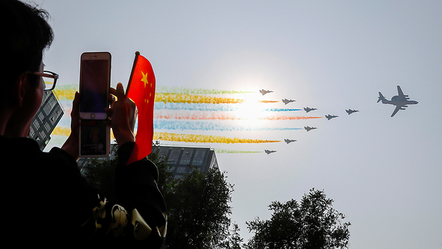 חגיגות ה 70 שנה להקמת סין המודרנית הקומוניסטית ב בייג'ינג (צילום: AP)