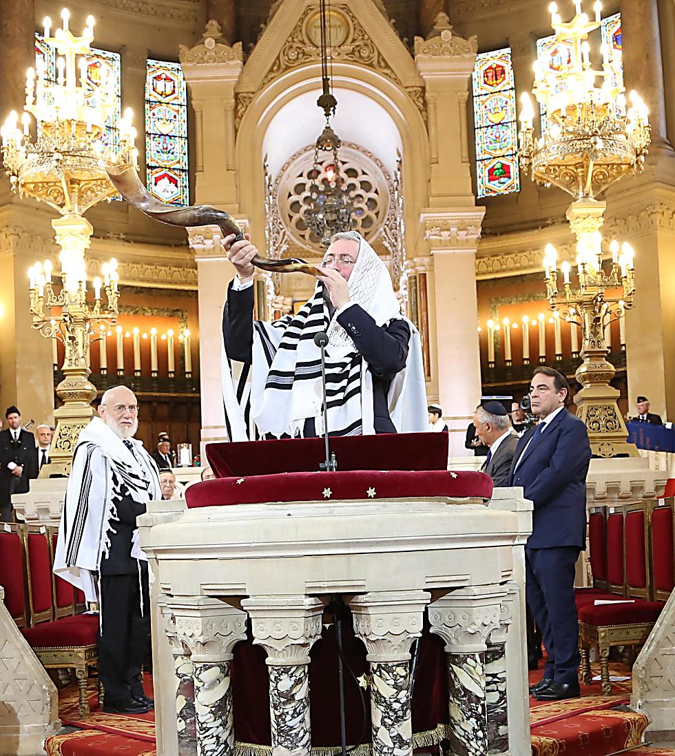   (באדיבות  Grande Synagogue de la Victoire ACIP )