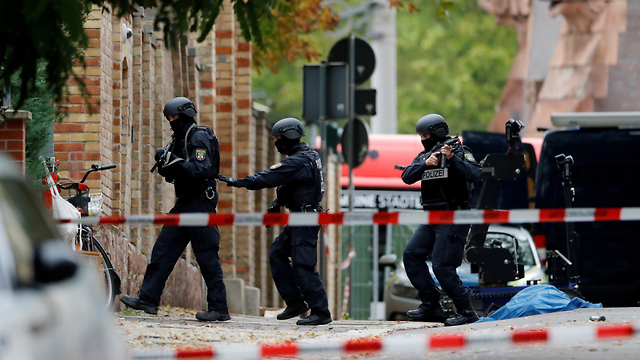 Police at the scene of an attempted massacre at a synagogue in Halle, Germany on Yom Kippur (Photo: Reuters)