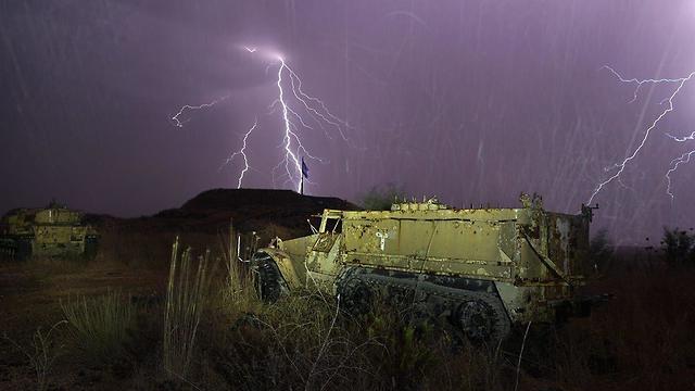 סופת ברקים בתל סאקי דרום רמת הגולן (צילום: יהודה וינברג)