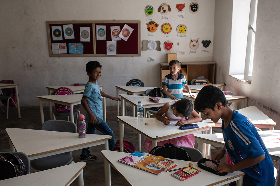 טורקיה ילדים ב בית ספר בכפר ליד העיירה חסנכייף ש תוטבע (צילום: gettyimages)