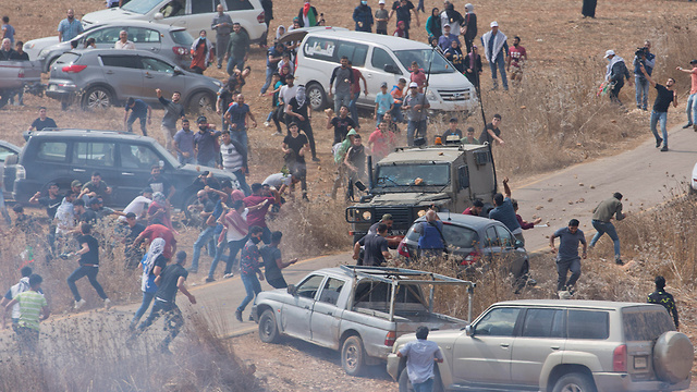 Столкновения палестинцев с силами ЦАХАЛа. Фото: AP