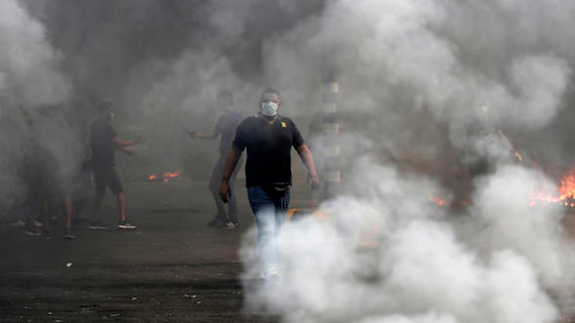מחאה בלבנון על יוקר המחיה (צילום: AP)