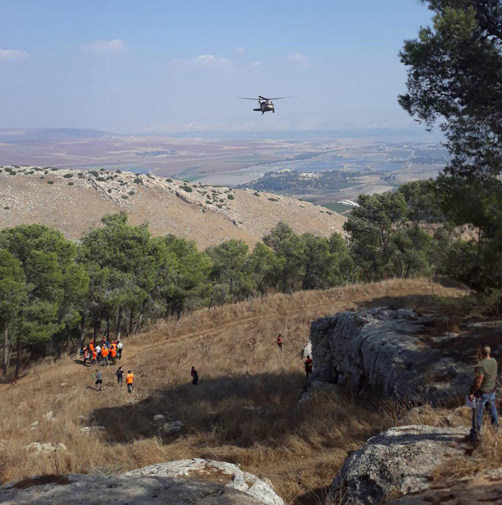 Спасательная операция на скале Гефет. Фото: пресс-служба пожарной охраны