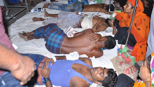 פצועים ב בנגלדש מחאות בעקבות פוסט נגד הנביא מוחמד (צילום: AFP)