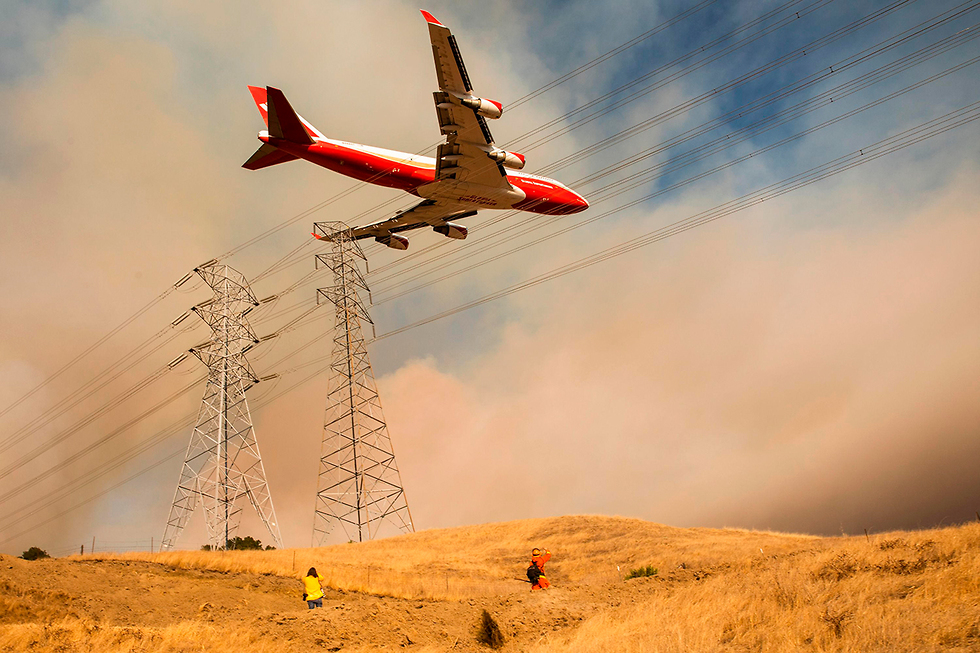 שריפות בהילדסבורג, קליפורניה (צילום: AFP)