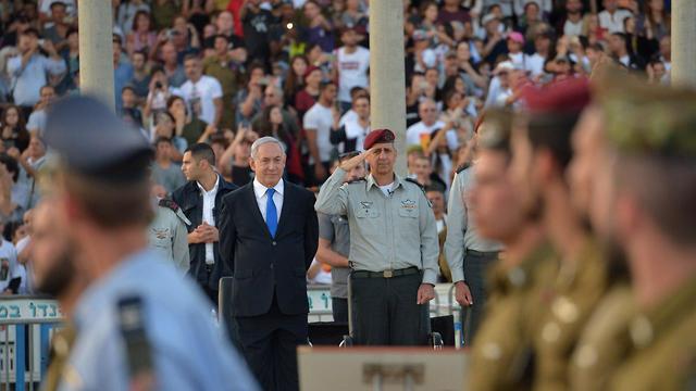 Netanyahu with IDF chief Aviv Kochavi (Photo: GPO)