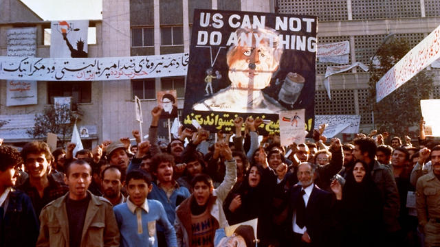 Protests outside US embassy in Tehran 1979