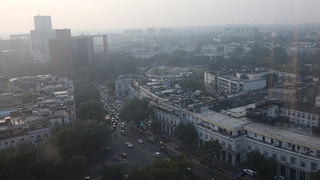 זיהום אוויר ניו דלהי הודו (צילום: EPA)