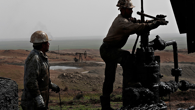 שדה נפט שדות נפט מזרח סוריה  (צילום: AP)