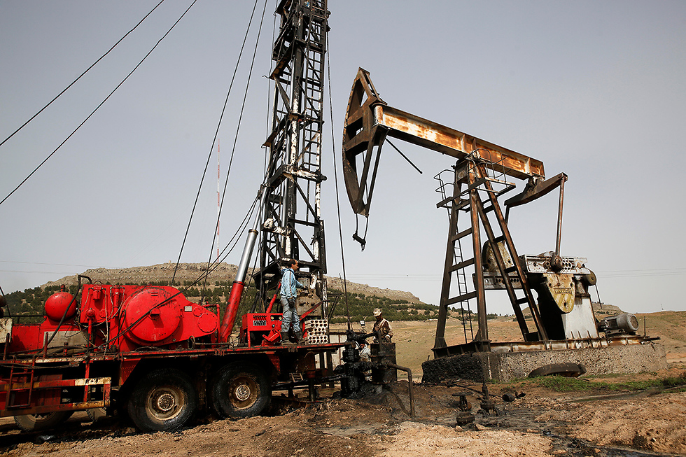 שדה נפט שדות נפט מזרח סוריה  (צילום: AP)