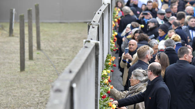 גרמניה 30 שנה ל חומת ברלין טקס (צילום: AFP)
