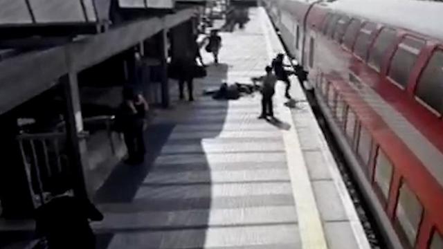 אדם מתפרע בתחנת הרכבת בית יהושע  (רכבת ישראל )