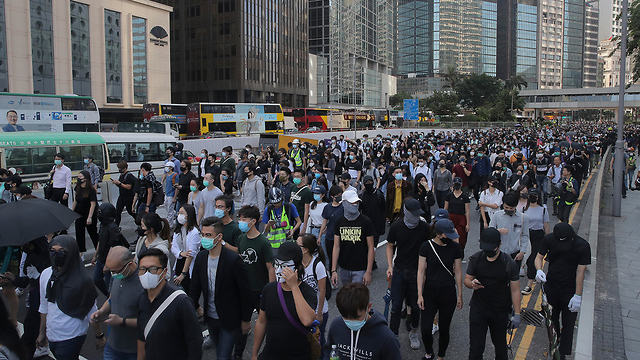 הונג קונג מפגינים נגד הממשלה (צילום: AP)