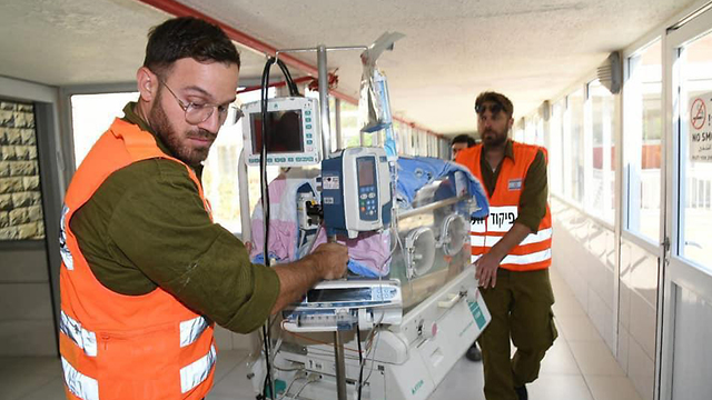 Эвакуация детского отделения больницы "Барзилай" в Ашкелоне. Фото: пресс-служба больницы
