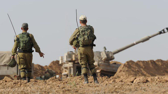 Силы ЦАХАЛа у границы сектора Газы. Фото: Ави Роках