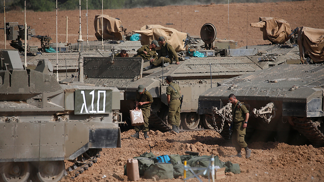 Подразделение ЦАХАЛа у границы с Газой. Фото: AP (Photo: AP)